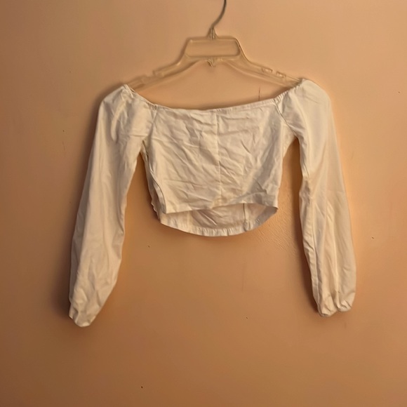 Blue blush woman’s crop top size small - Picture 4 of 4